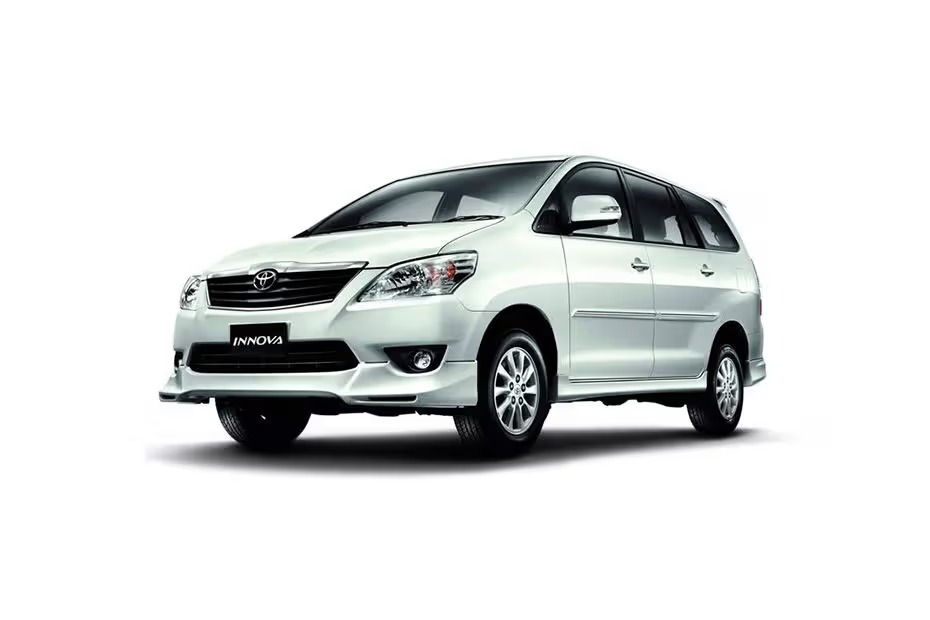 Toyota Innova — Saral Travels Fleet